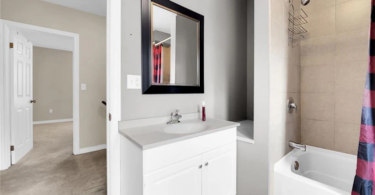 31 Gibson Avenue, Hamilton, ON, L8L 6J4 - 23