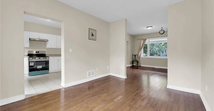 31 Gibson Avenue, Hamilton, ON, L8L 6J4 - 11