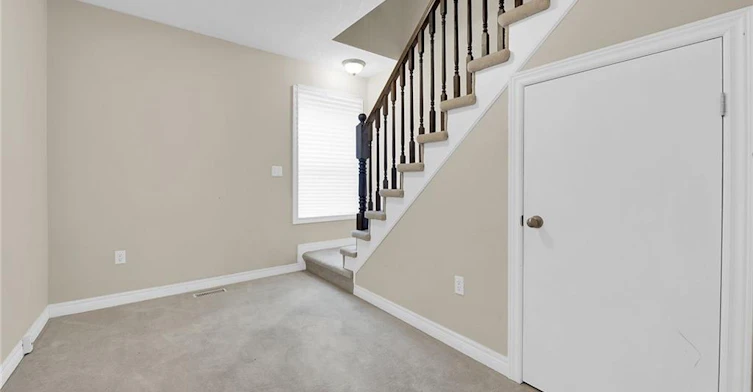 31 Gibson Avenue, Hamilton, ON, L8L 6J4 - 25