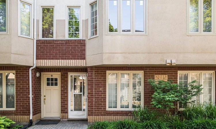 10-266 Limeridge Road E