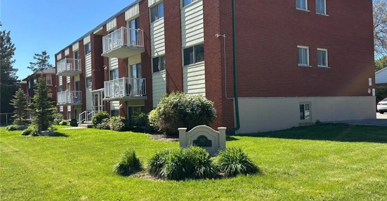 5-357 Connaught Street, Kitchener, ON, N2C 1B9