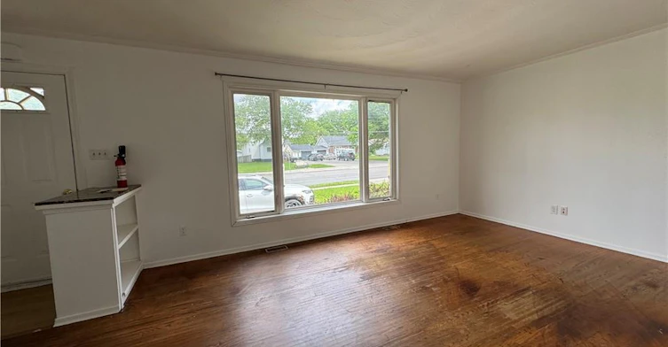 928 Upper Gage Avenue, Hamilton, ON, L8V 4K9 - 2