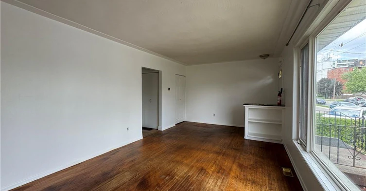 928 Upper Gage Avenue, Hamilton, ON, L8V 4K9 - 3