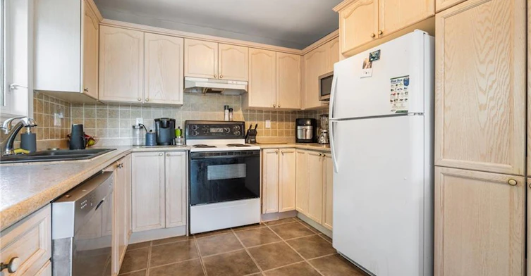 Upper-630 Drury Lane, Burlington, ON, L7R 2X6 - 19