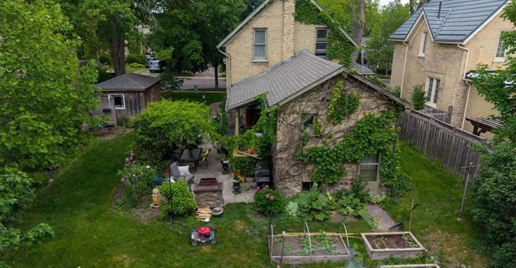 31 John Street E, Waterloo, ON, N2J 1E6 - 27