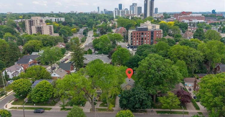 31 John Street E, Waterloo, ON, N2J 1E6 - 30