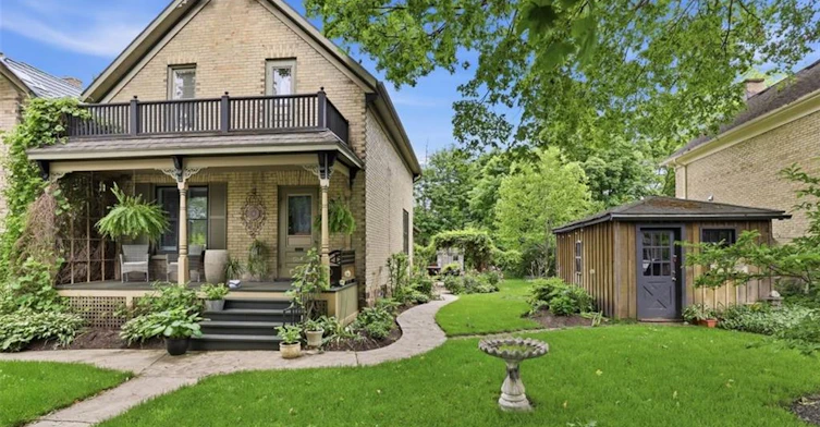 31 John Street E, Waterloo, ON, N2J 1E6 - 2