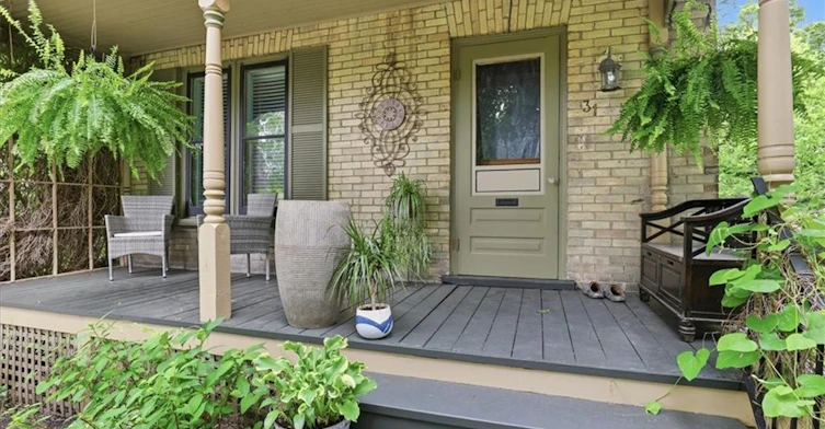 31 John Street E, Waterloo, ON, N2J 1E6 - 5