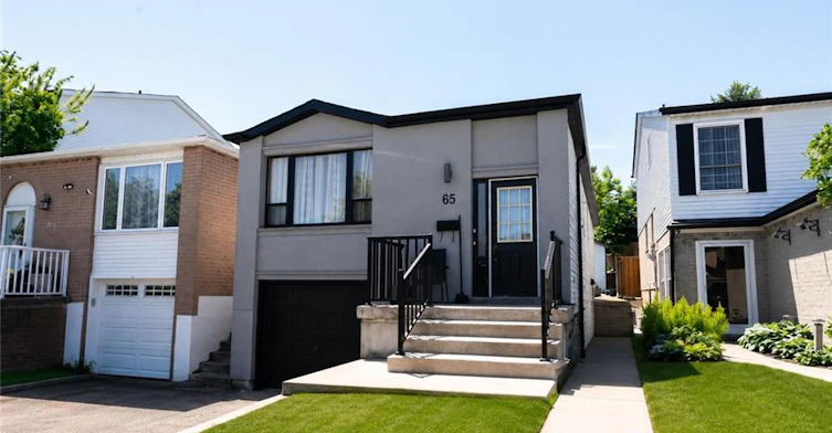 Lower-65 Garden Crescent, Hamilton, ON