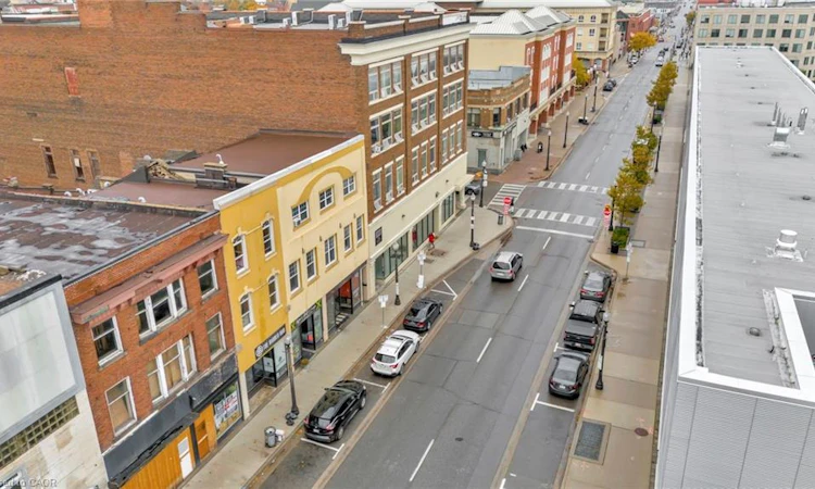 409-90 Colborne Street