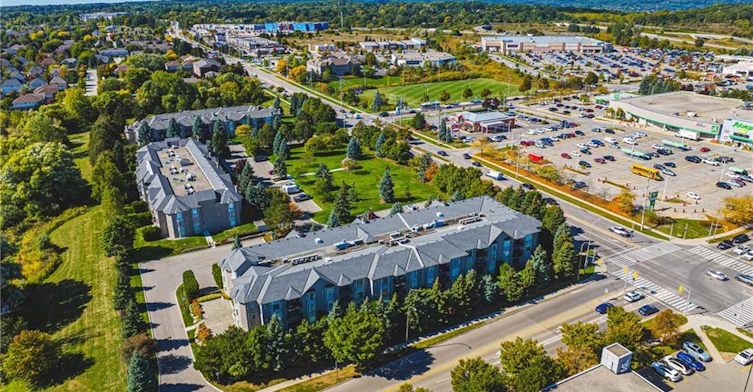 308-990 Golf Links Road, Hamilton, ON, L9K 1J8