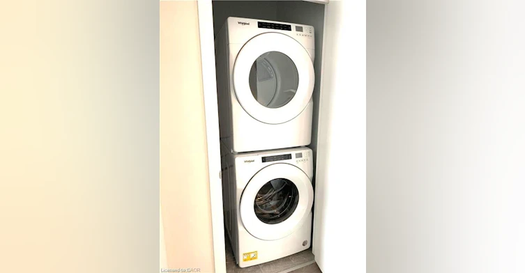 2207-60 Charles Street, Kitchener, ON, N2G 0C9 - 11