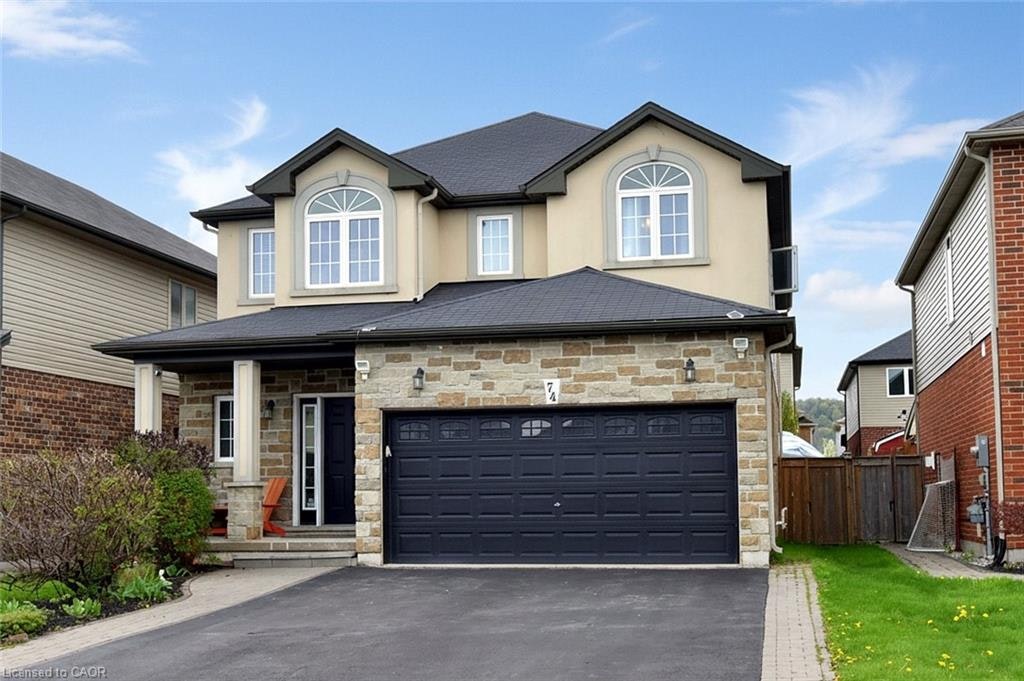 74 Lampman Drive, Grimsby, ON, L3M 0E7