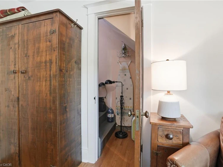 97 Cline Avenue N, Hamilton, ON, L8S 3Z5 - 21