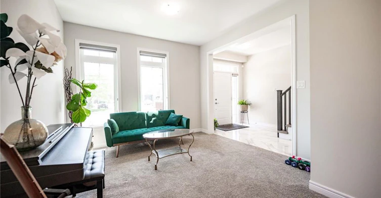 153 Hibiscus Lane, Hamilton, ON, L8K 0A3 - 7