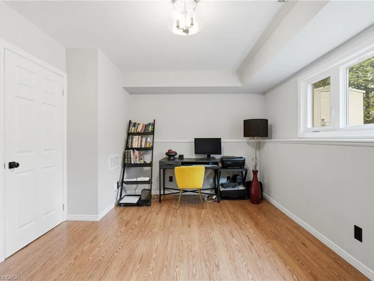 6 Woodcroft Crescent, Hamilton, ON, L8B 0H1 - 31