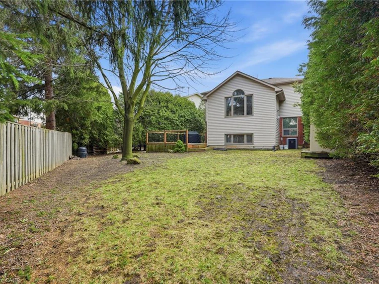 6 Woodcroft Crescent, Hamilton, ON, L8B 0H1 - 36