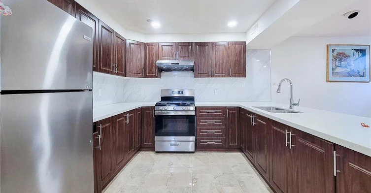 LOWER-10 Lancer Court, Hamilton, ON, L9B 2B2 - 13