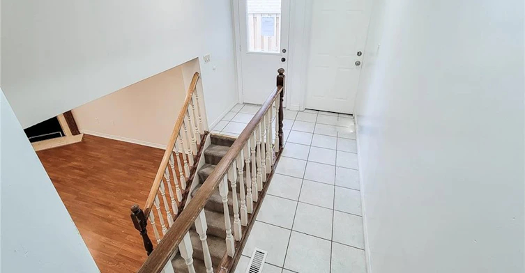 LOWER-10 Lancer Court, Hamilton, ON, L9B 2B2 - 4