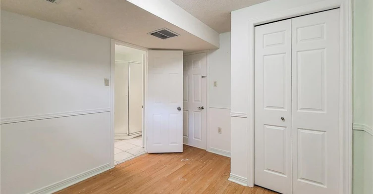 LOWER-10 Lancer Court, Hamilton, ON, L9B 2B2 - 35