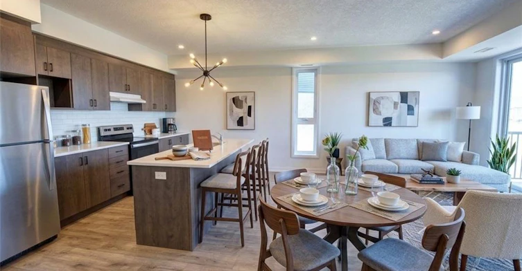 58-261 Woodbine Avenue, Kitchener, ON, N2R 0S7 - 8