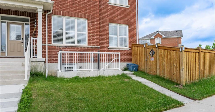 31 Compass Trail, Cambridge, ON, N3E 0B7 - 4