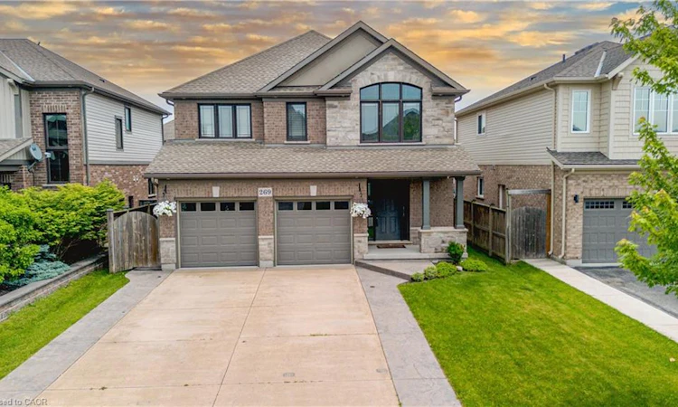 269 Cardinal Crescent