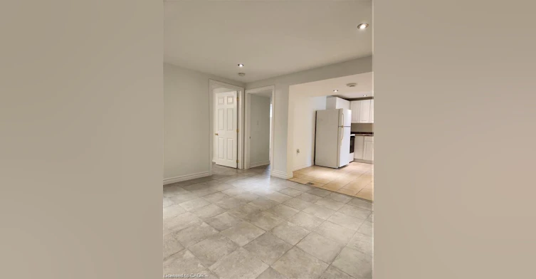 Lower-26 Stewart Avenue, Thorold, ON, L2V 2W7 - 24