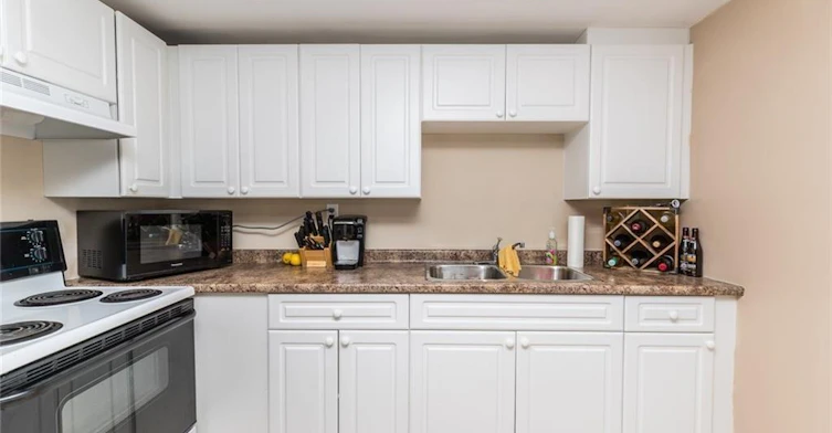 Lower-26 Stewart Avenue, Thorold, ON, L2V 2W7 - 12
