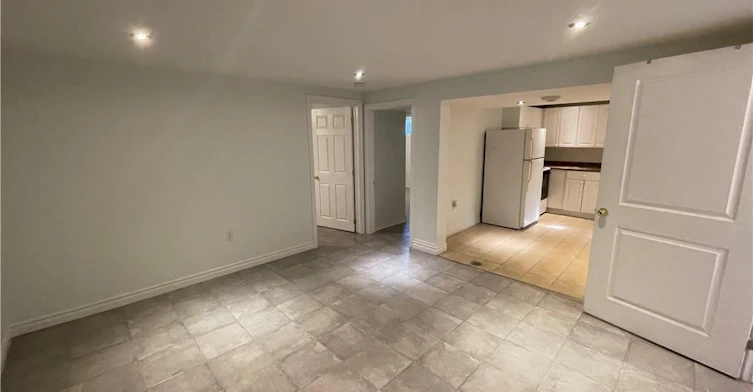 Lower-26 Stewart Avenue, Thorold, ON, L2V 2W7 - 15