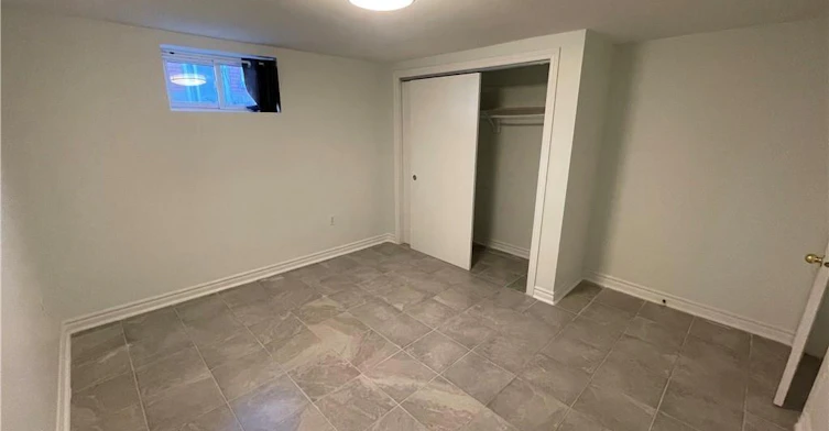 Lower-26 Stewart Avenue, Thorold, ON, L2V 2W7 - 22