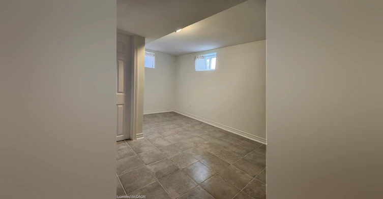 Lower-26 Stewart Avenue, Thorold, ON, L2V 2W7 - 6
