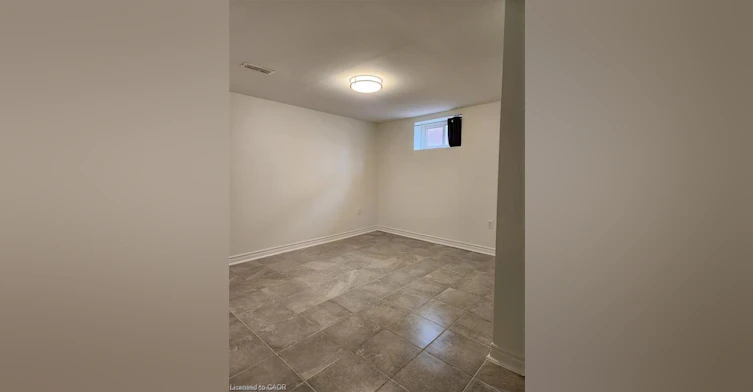 Lower-26 Stewart Avenue, Thorold, ON, L2V 2W7 - 10