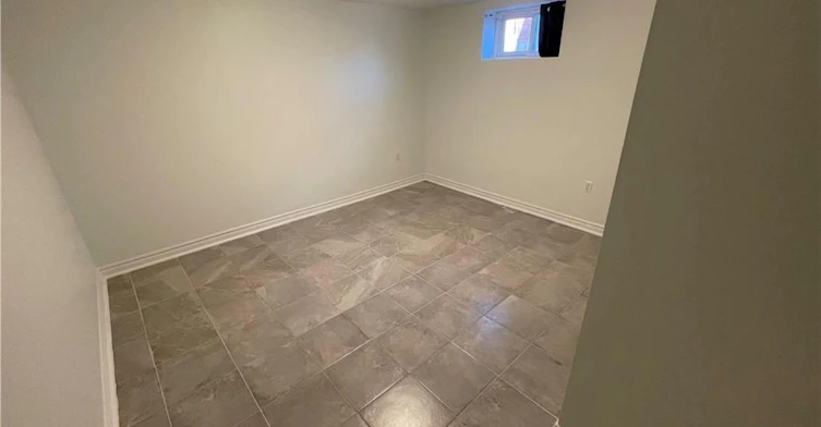 Lower-26 Stewart Avenue, Thorold, ON, L2V 2W7 - 21