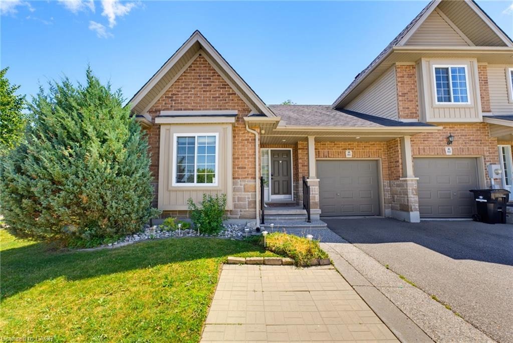 934 Zeller Crescent, Kitchener, ON, N2A 0C7