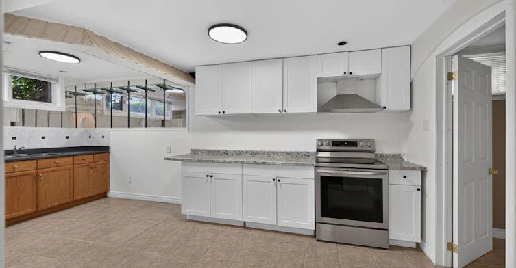 LOWER-59 Colin Crescent, Hamilton, ON, L9A 5H8 - 4