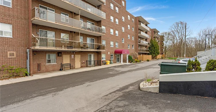 114-793 Colborne Street, Brantford, ON, N3S 7J3 - 8