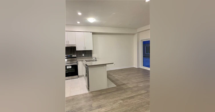 4 Foothills Lane, Hamilton, ON, L8E 0K1 - 8