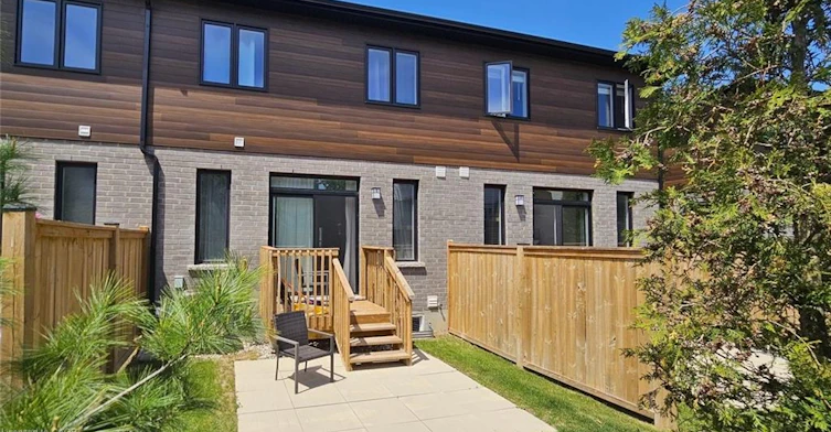 43-350 River Road, Cambridge, ON, N3C 0H4 - 2