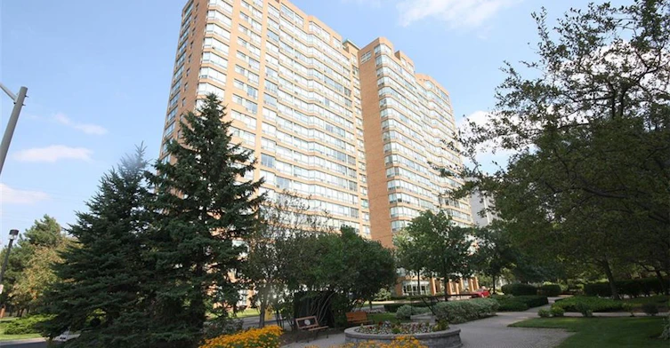 711-1276 Maple Crossing Boulevard, Burlington, ON, L7S 2J9