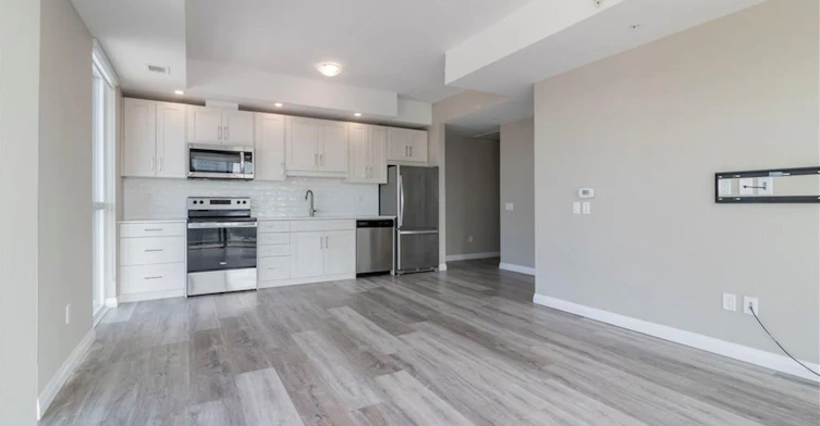2210-60 Charles Street W, Kitchener, ON, N2G 0C9 - 7
