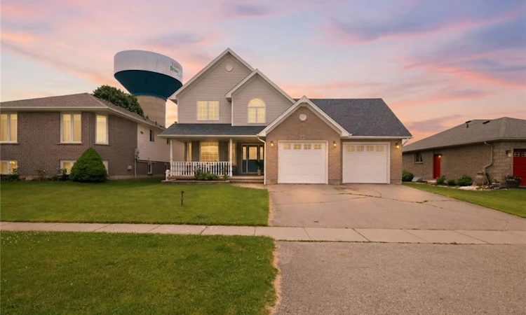 61 Sunnyside Drive