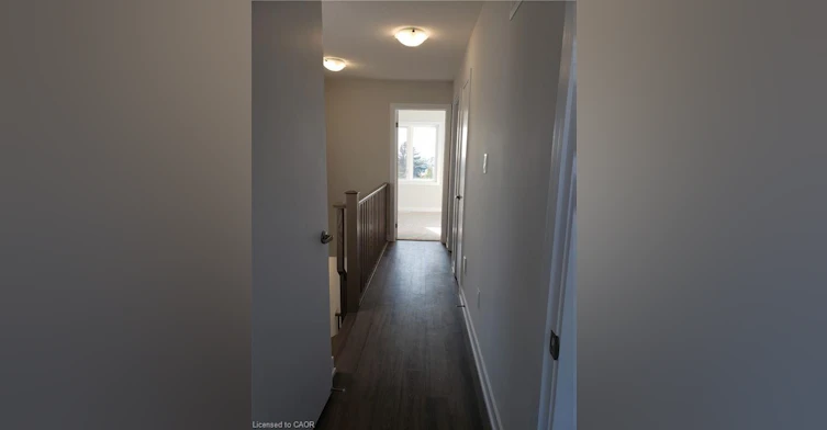15 Mulhollard Lane, Hamilton, ON, L9G 3K9 - 13