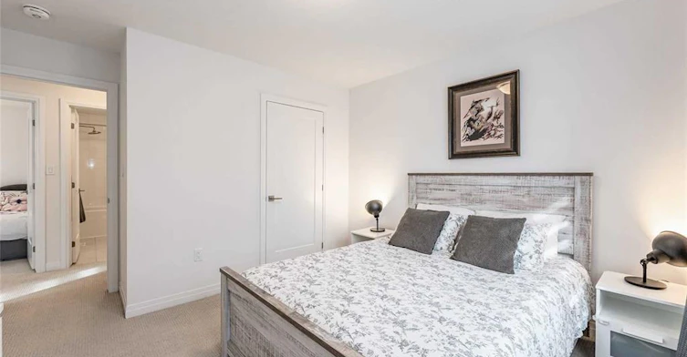 10 Showers Lane, Hamilton, ON, L9G 0H2 - 24