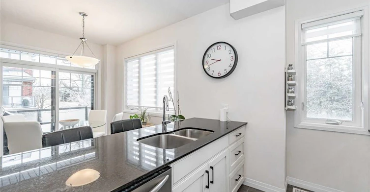 10 Showers Lane, Hamilton, ON, L9G 0H2 - 10
