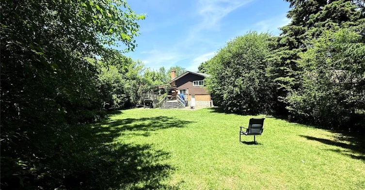 20 Cardill Crescent, Waterloo, ON, N2L 3Y6 - 20
