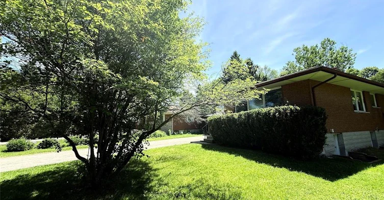 20 Cardill Crescent, Waterloo, ON, N2L 3Y6 - 5