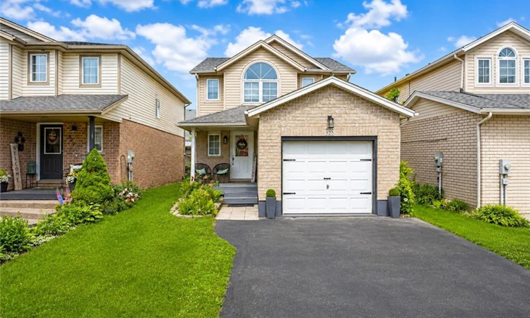 925 Copper Leaf Crescent