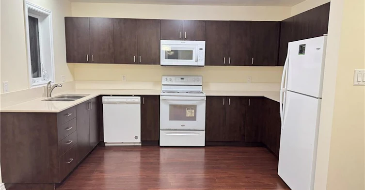 1357 Michael Circle, London, ON, N5V 0B8 - 12