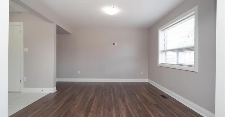 208 Giltspur Drive, Toronto, ON, M3L 1N5 - 8